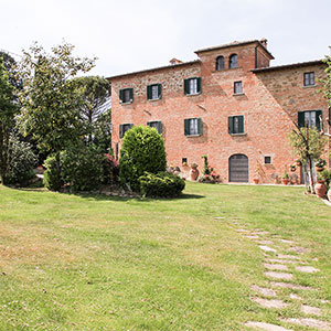 Appartamenti per vacanze in Val di Chiana | Villa Scannagallo a Foiano della Chiana, Toscana