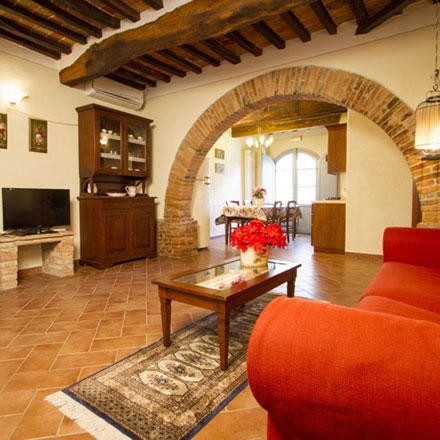 Vacation apartments in Foiano della Chiana | Villa Scannagallo in Tuscany - Accessible for disabled people