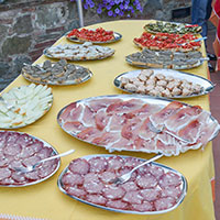 Services at Villa Scannagallo Farmhouse in Foiano della Chiana, near Lucignano and Marciano